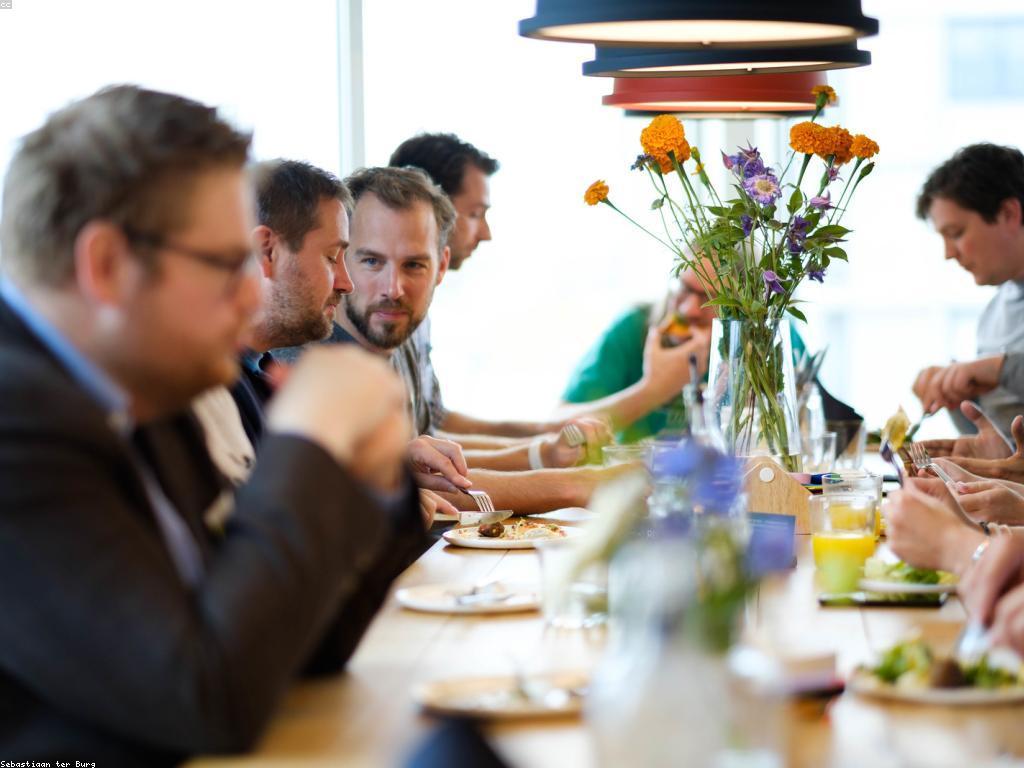 យុទ្ធសាស្ត្រនិងគំរូ: របៀបបង្កើនប្រសិទ្ធភាពក្នុងការប្រកួតប្រជែង