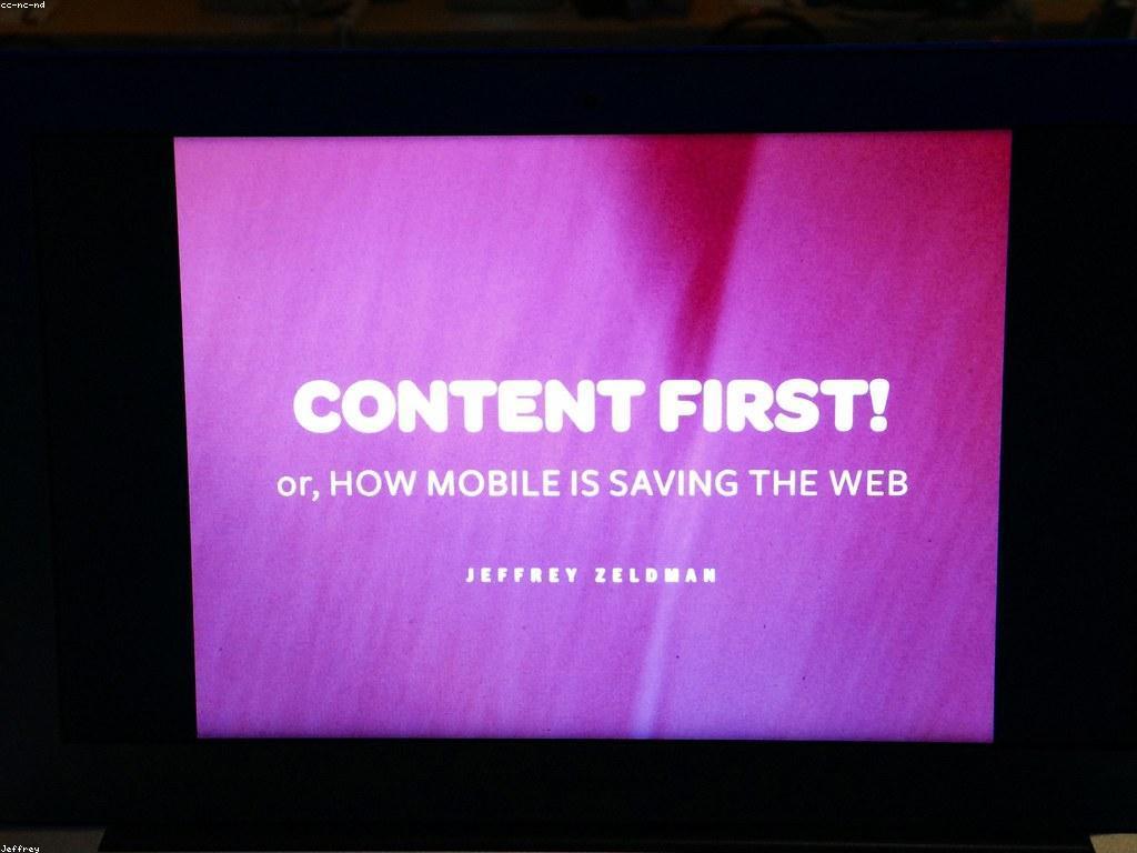 យុទ្ធសាស្ត្រនិងគំរូសម្រាប់ការប interacted ឌីជីថល