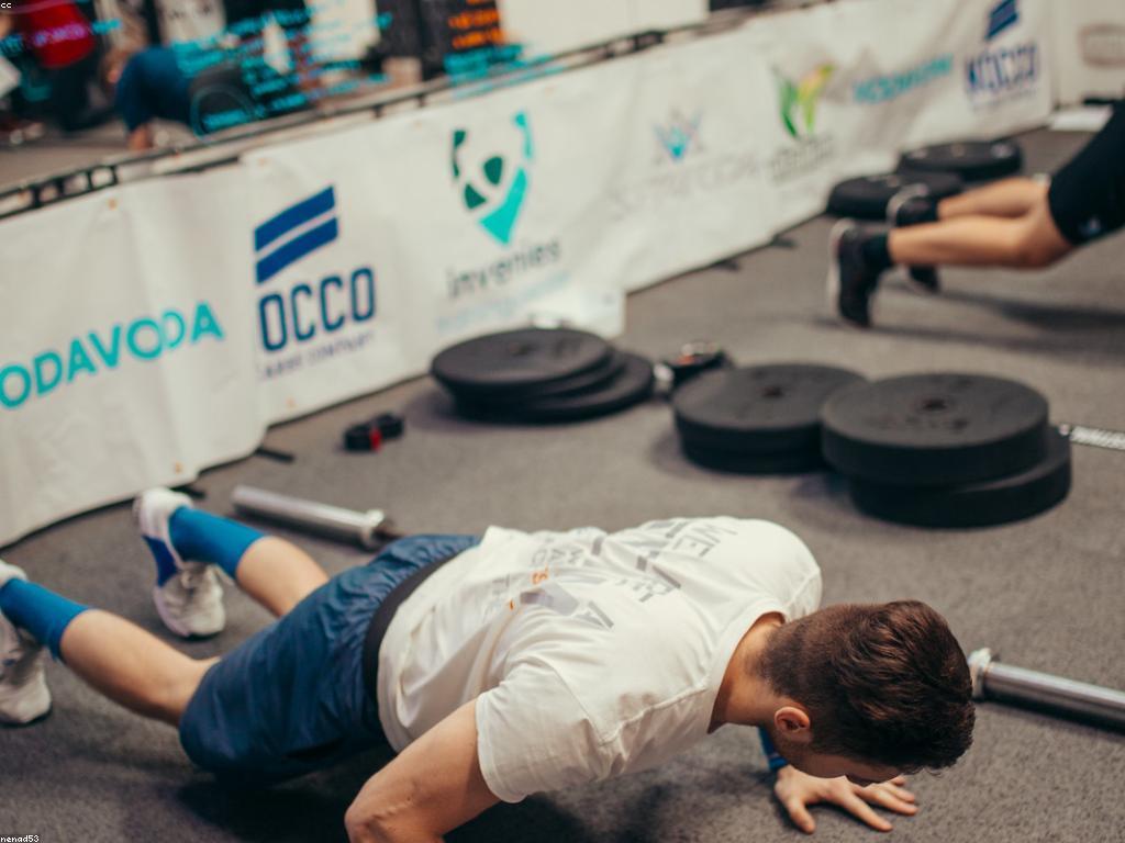 ការកែលំអវប្បធម៌ការងារ